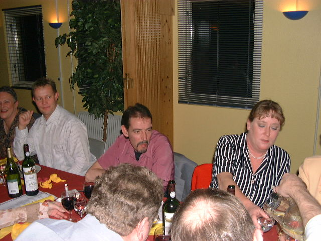 0017 Omkring bordet 5.jpg
